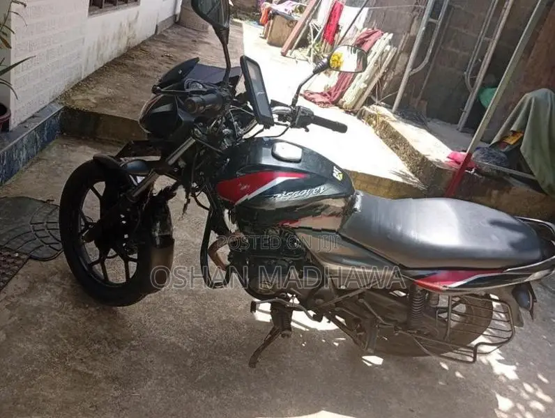 Bajaj Discover 125 2018
