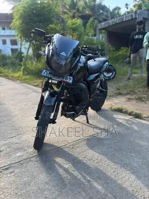 Bajaj Pulsar 180 2006