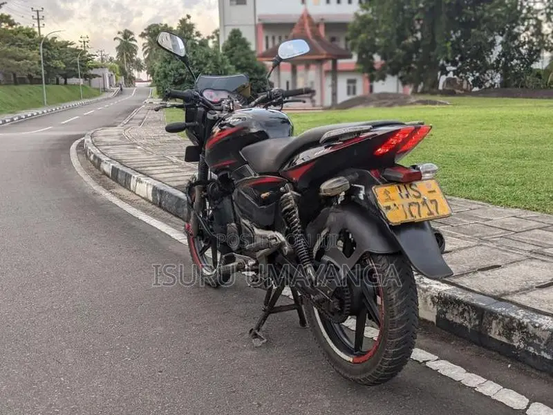 Bajaj Pulsar 180 2008