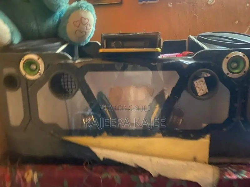 Three Wheeler Speakers with Pioneer Set Box