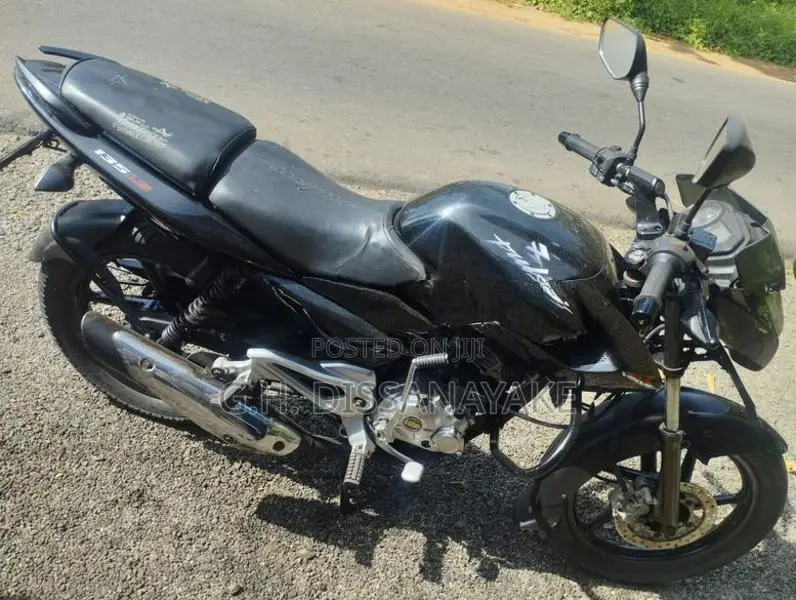 Bajaj Pulsar 135 LS 2012