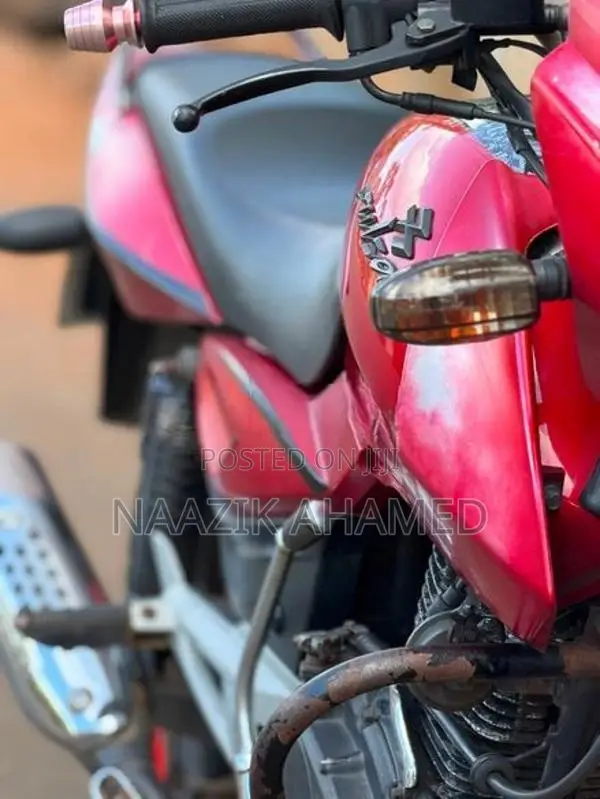 Bajaj Pulsar 150 2009