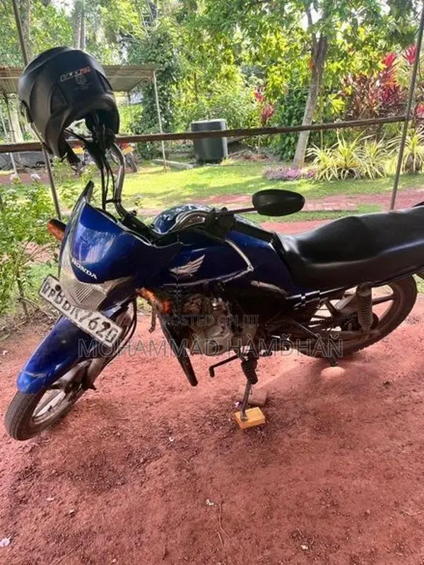 Honda CB 125 2012