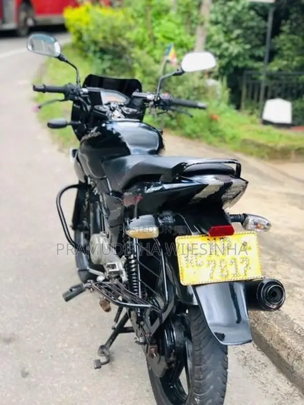 Bajaj Pulsar 150 2012