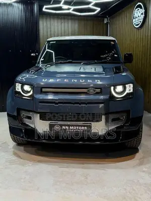 Land Rover Defender 2023