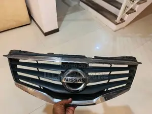 Nissan N17 Front Shell