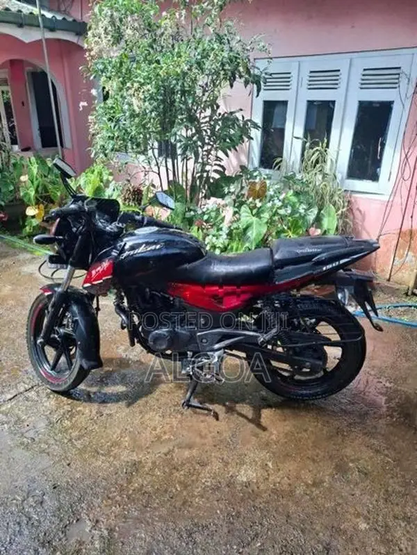 Bajaj Pulsar 150 2018
