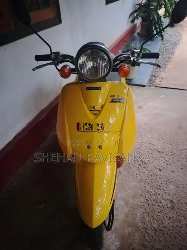 Scooty Today Bike 2016