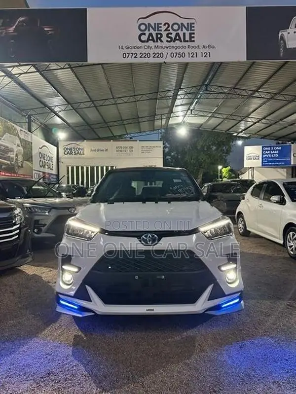 Toyota Raize Z 1.2 Advance Blast 2026