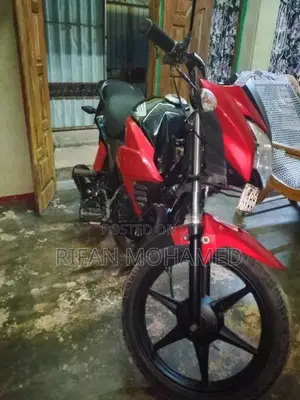Honda Twister 2014
