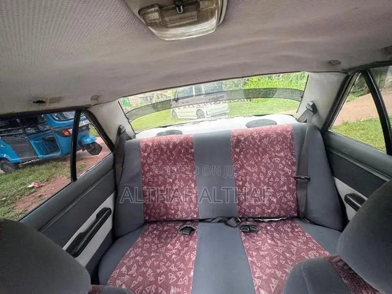 Mazda Familia 323 1994