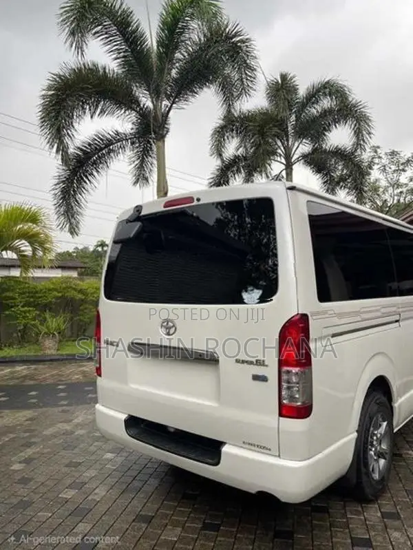Toyota Hiace Super GL 2015