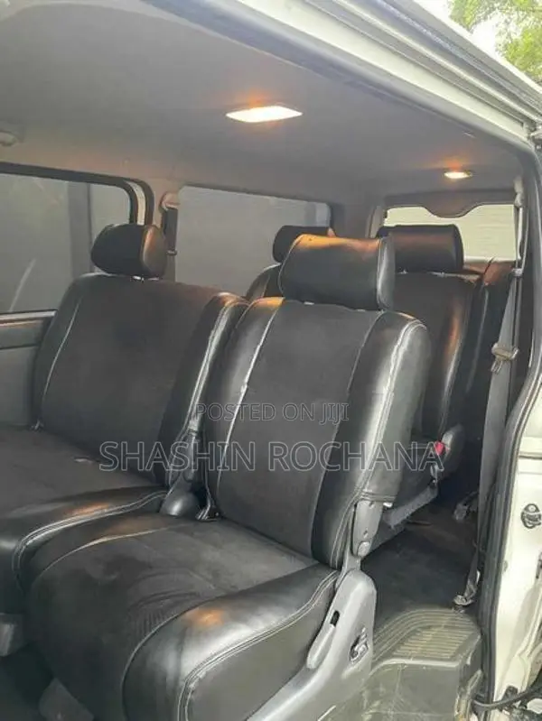 Toyota Hiace Super GL 2015