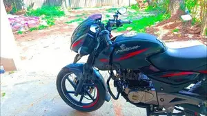 Bajaj Pulsar 180 2016