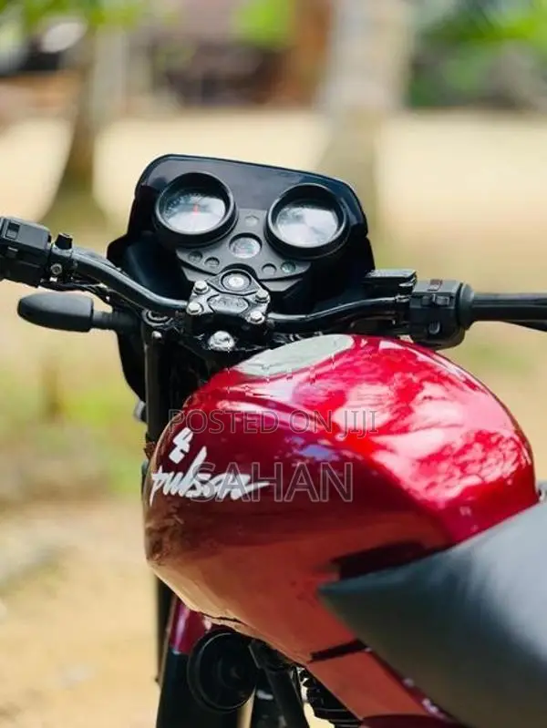 Bajaj Pulsar 180 2007