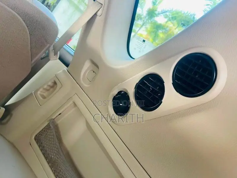 Micro Rexton 2016
