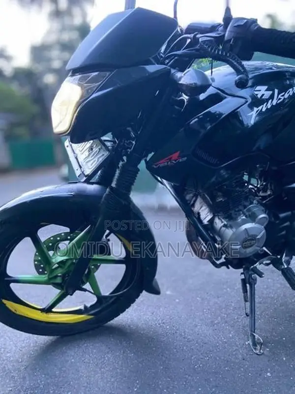 Bajaj Pulsar 135 2015