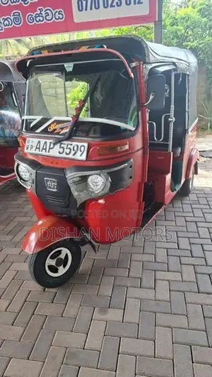 Bajaj RE 4 Storck 2014