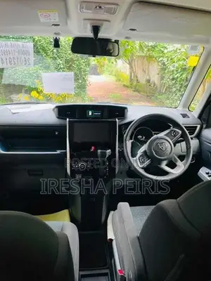 Toyota Roomy Custom GT 2024