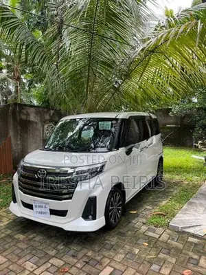 Toyota Roomy Custom GT 2024