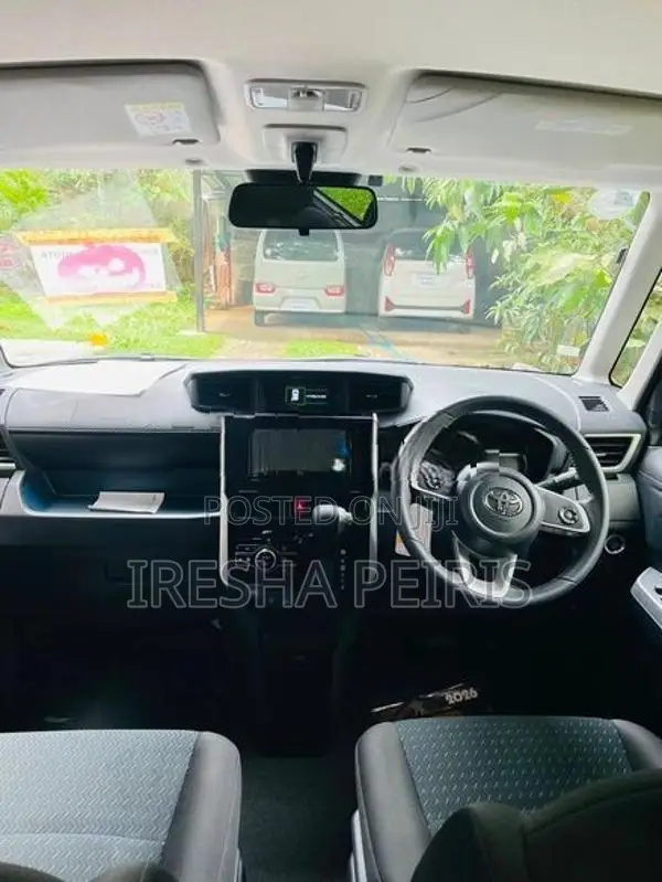 Toyota Roomy Custom G 2024