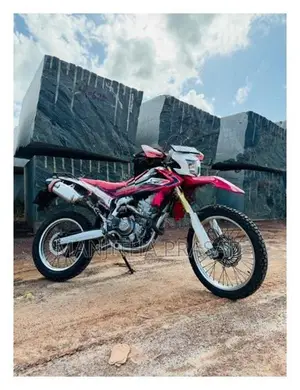 Honda CRF 2016