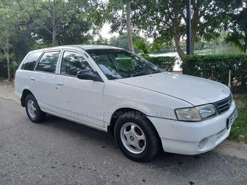 Nissan AD Wagon 2002