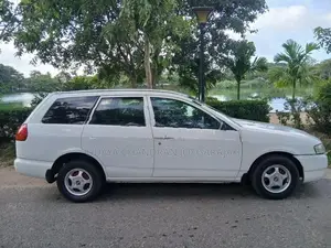 Nissan AD Wagon 2002