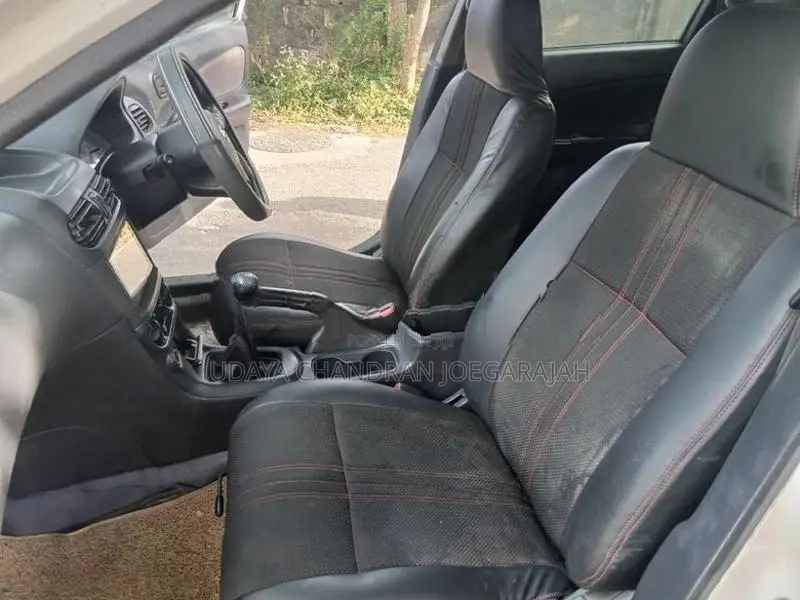 Nissan AD Wagon 2002