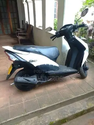 Honda Dio 2012