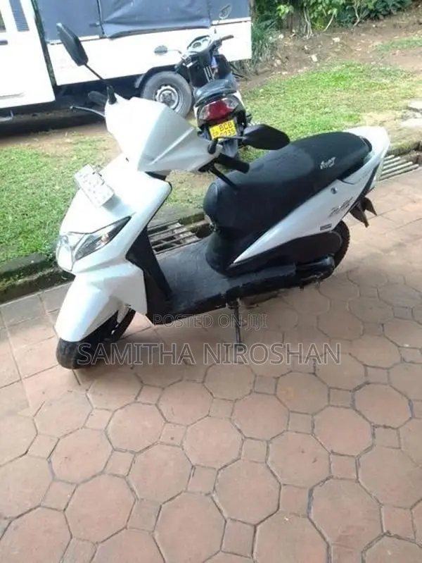Honda Dio 2012