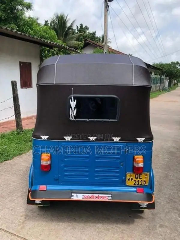 Bajaj RE three wheel 2006