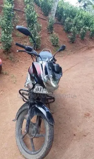 Bajaj Discover 2012