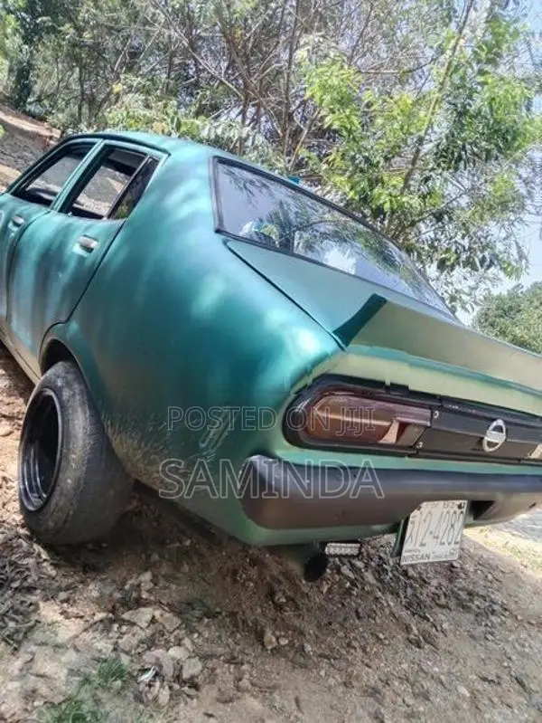 Nissan Sunny B2 11 1977