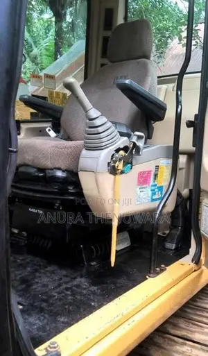 CAT 311B Excavator 2001