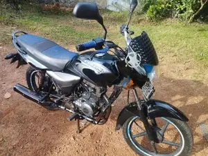 Bajaj Platina 100 2015