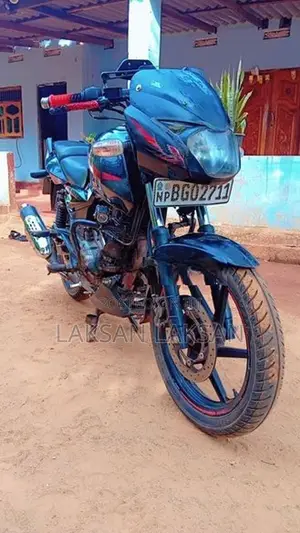 Bajaj Pulsar 180 2018