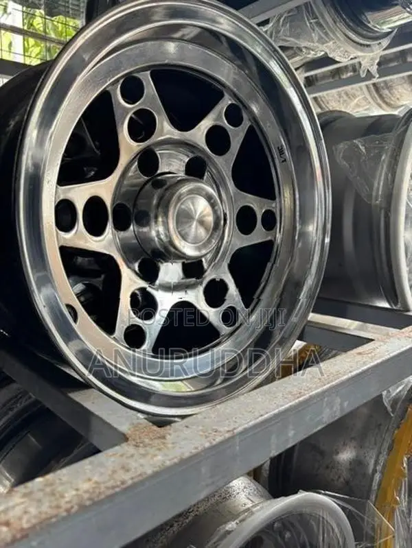 15” Alloy Wheels