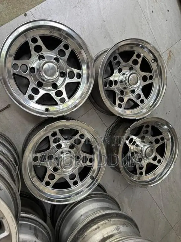 15” Alloy Wheels