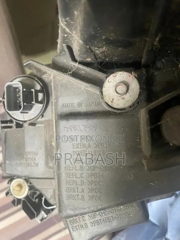 Honda Vezel Head light RU 13