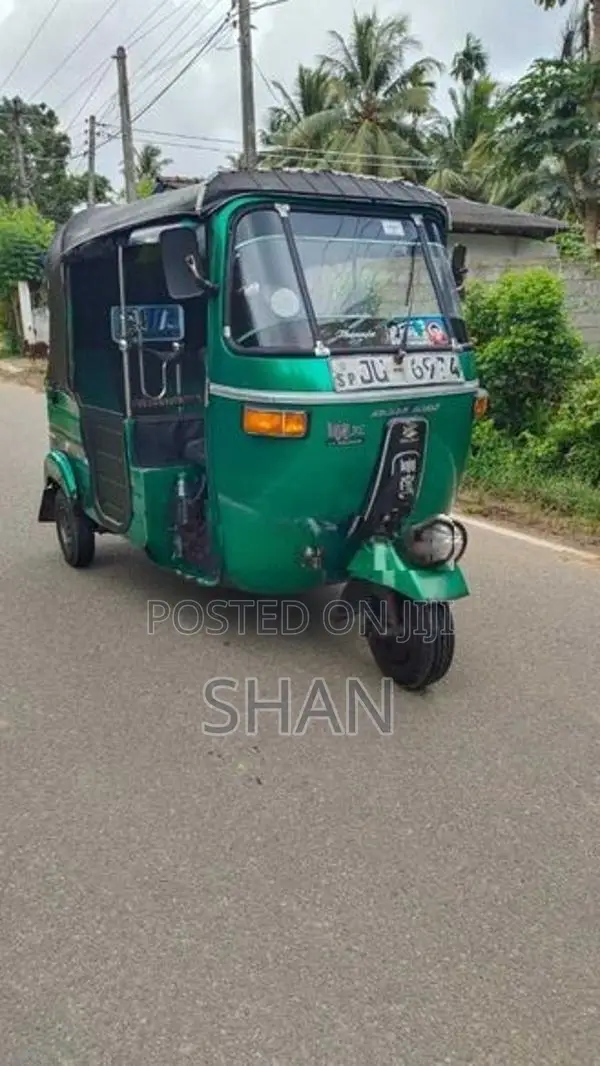 Bajaj RE 2 Stroke 2004