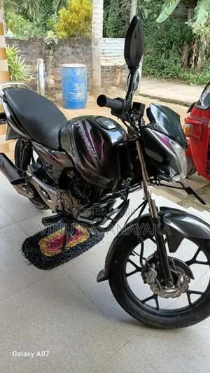 Bajaj Discover 125 2015