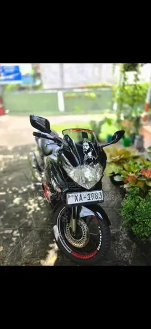 Hero Karizma ZMR 2011