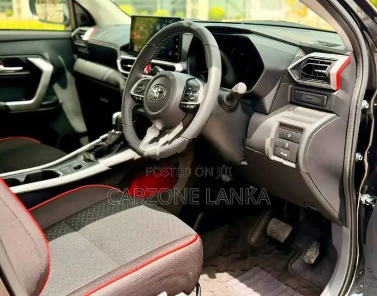 Toyota Raize Z Hybrid-4Way cam 2025