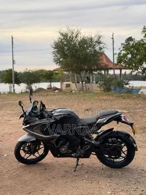 Bajaj Pulsar RS200 2018