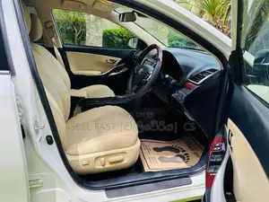 Toyota Premio G Superior 2018