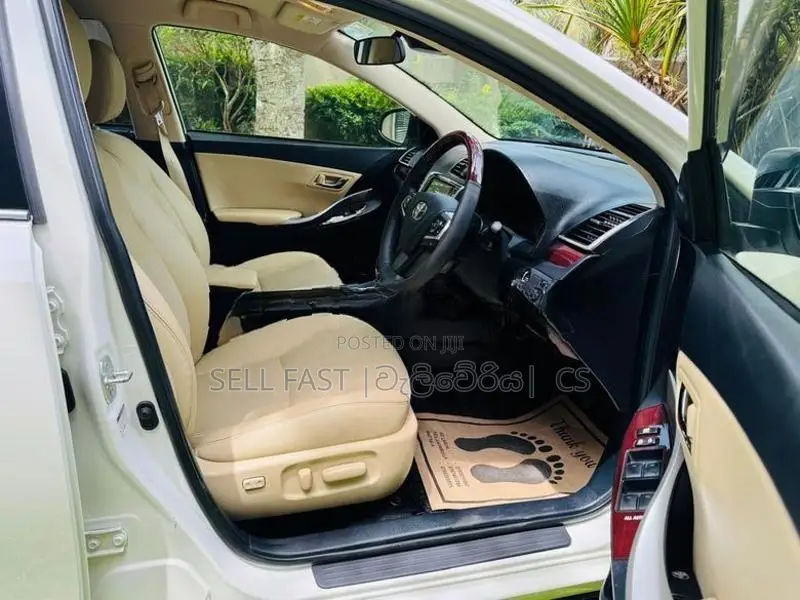 Toyota Premio G Superior 2018