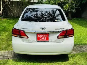 Toyota Premio G Superior 2018