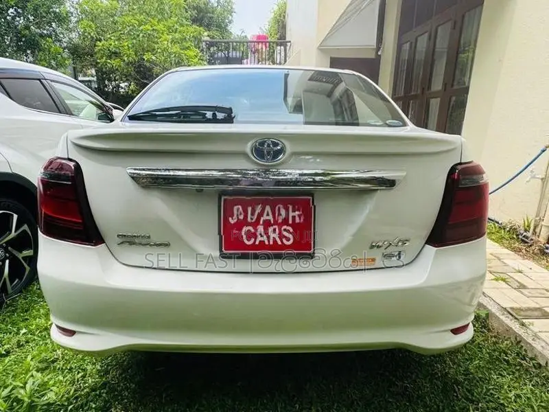Toyota Axio WXB 2016