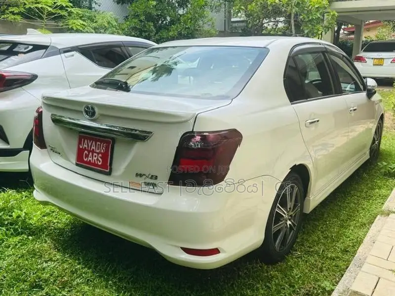 Toyota Axio WXB 2016